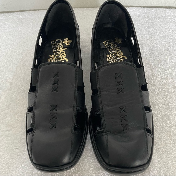 Rieker Women's Black Cutout Loafers Size 9 US/ EU 41 - Picture 10 of 12